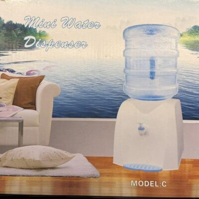 Mbajtese Uji Te Pijshem